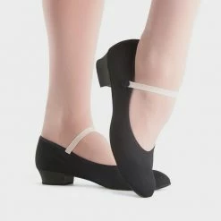 Bloch Accent Flat Character Shoe | Child Footwear