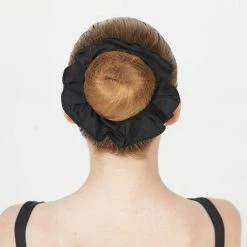 Hair & Make-Up Claudia Dean Scrunchies